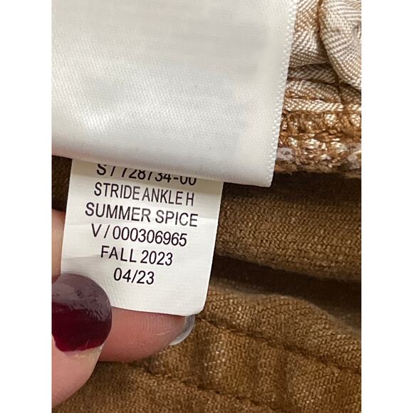 GAP High Stride Wide-Leg Ankle Jeans, summer spice, size 4, MSRP $79.95 - Picture 12 of 14